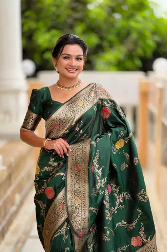 Green soft Silk Blend saree with zari weaving meenakari design