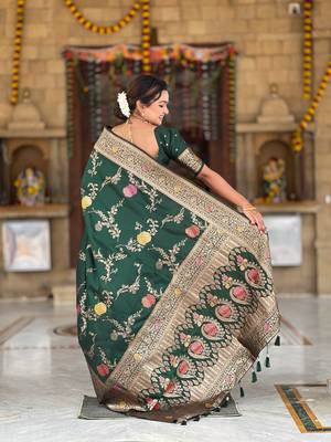 Green soft Silk Blend saree with zari weaving meenakari design 3
