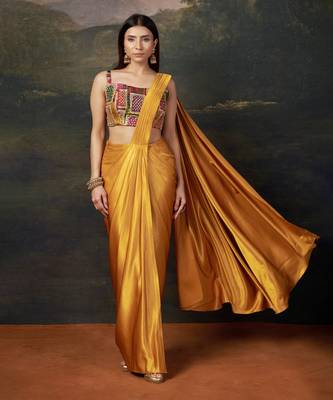gold Plain silk saree with printed blouse 1