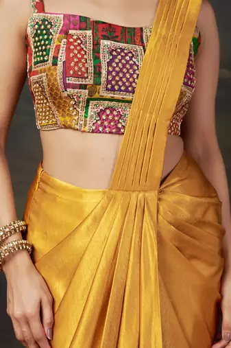 gold Plain silk saree with printed blouse
