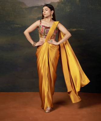 gold Plain silk saree with printed blouse 3