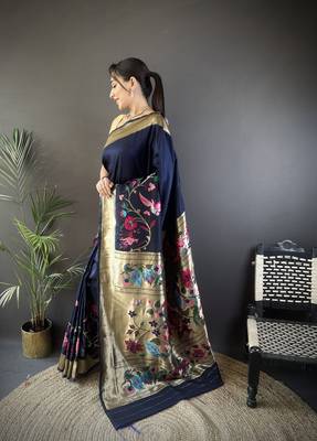 navy blue silk  blend floral zari weaving work paithani saree 2