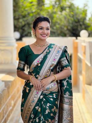 Green soft banarasi silk blend meenakari weaving saree with unstitched blouse 5