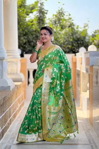Perrot soft banarasi silk blend meenakari weaving saree with unstitched blouse