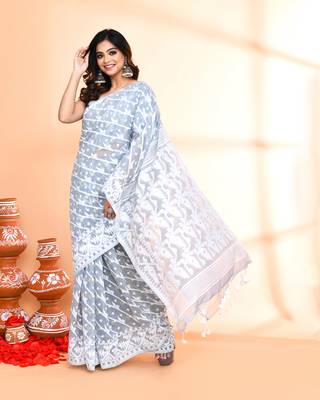 Women's pebble grey cotton silk jamdani saree without blouse 5
