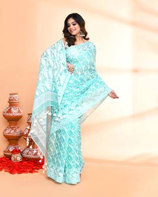 Women's light turquoise cotton silk jamdani saree without blouse 4
