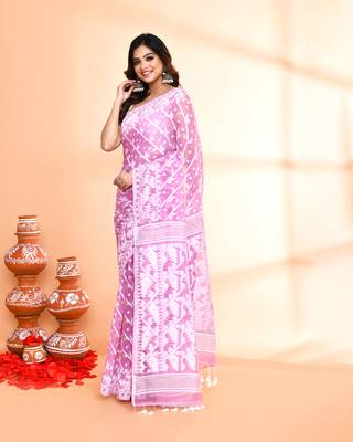 Women's light purple cotton silk jamdani saree without blouse 2