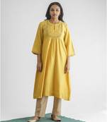 Lime green dori embroidered chanderi silk kurta (with slip)