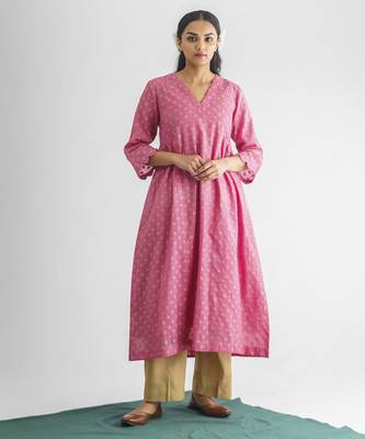 Pink hand embroidered chanderi silk kurta (with slip) 1
