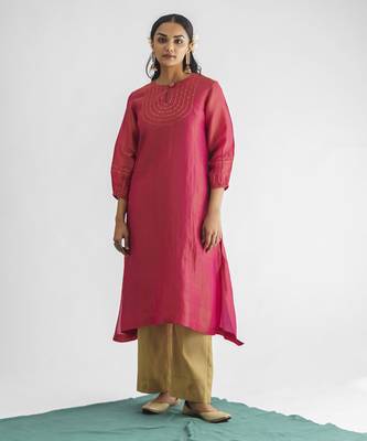 Pink embrodiered georgette tissue kurta (with slip) 1