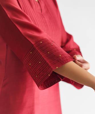 Maroon threadwork chanderi silk kurta with pant and dupatta 3