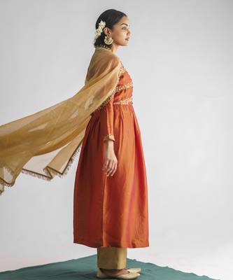 Rust orange floral embroidered georgette tissue kurta with pant and dupatta 2