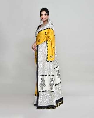 Piyari fashion golden printed saree with blouse 2