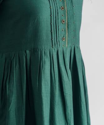Bottle green bead and sequence work chanderi silk kurta (with slip) with pant and dupatta 5