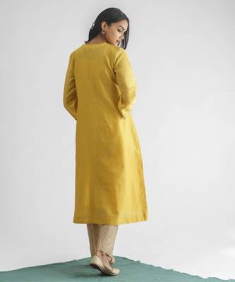 Yellow gold floral embroidery chanderi silk cotton kurta (with slip) with pant and dupatta 3