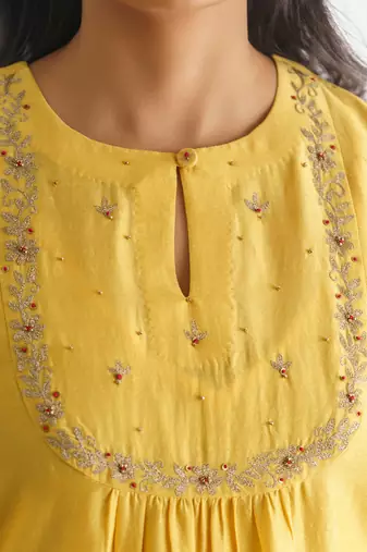Yellow gold floral embroidery chanderi silk cotton kurta (with slip) with pant and dupatta