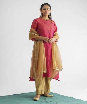 Pink embrodiered georgette tissue kurta (with slip) with pant and dupatta 1