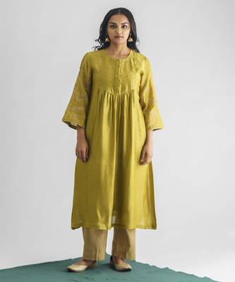 Lime green dori embroidered chanderi silk kurta (with slip) with pants 1