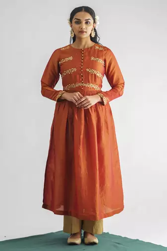 Rust orange floral embroidered georgette tissue kurta with pant