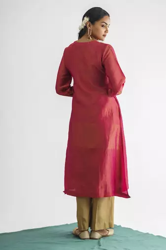 Pink embrodiered georgette tissue kurta (with slip) with pant