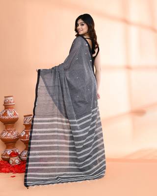 grey hand work cotton saree with blouse piece 3