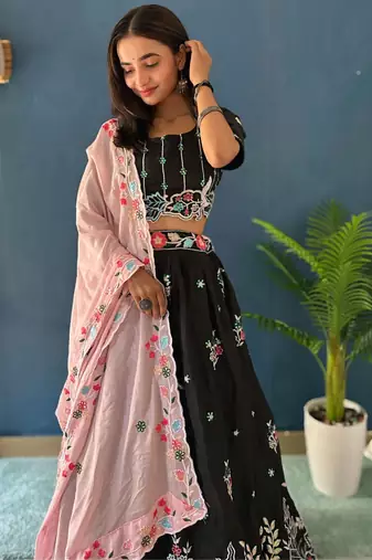 Elegant Floral Embroidered Black Lehenga Choli