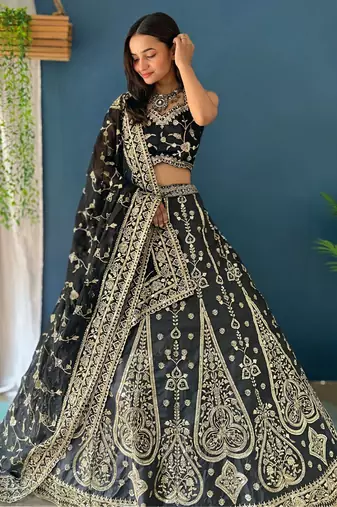 Elegant Black Silk Zari Work Lehenga Choli Set