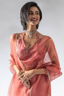 pre-stitched peach organza silk saree with unstitch blouse 4