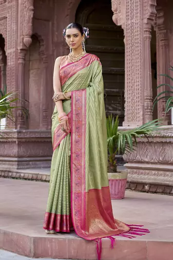 Light green munga zari silk blend kanjivaram with zig zag pattern saree