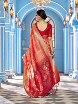 Peach soft silk blend butti banarasi silk blend zari jacquard work designer saree 4
