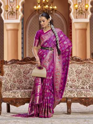 Rani pink soft silk blend patola zari jacquard work designer saree 3