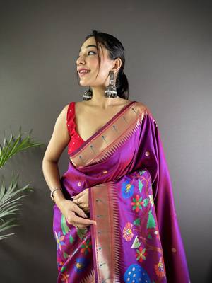 magenta soft silk blend motifs mina zari weaving paithani saree 3