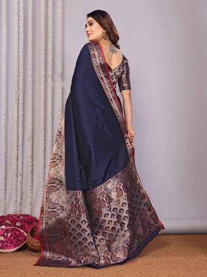navy blue soft silk blend banarasi with peacock zari jacquard weaving border saree 3