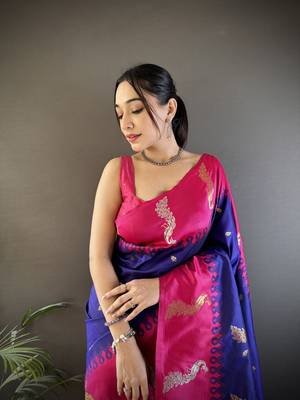 royal blue soft silk blend butti zari weaving banarasi saree 3