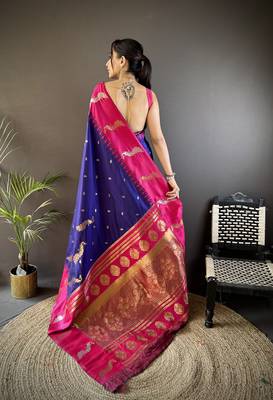 royal blue soft silk blend butti zari weaving banarasi saree 4