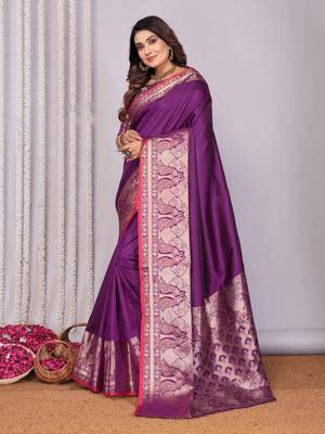 magenta soft silk blend banarasi with peacock zari jacquard weaving border saree 4
