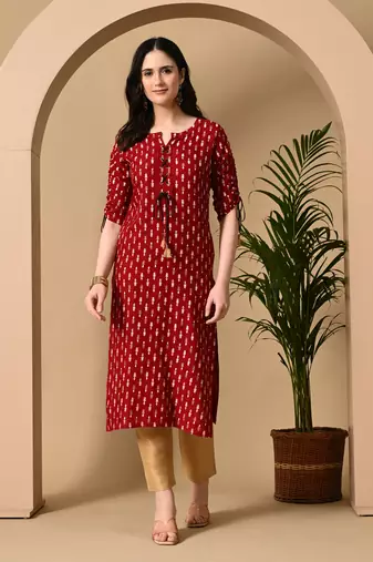 Jaipurite women stylish paisley printed straight kurta in maroon