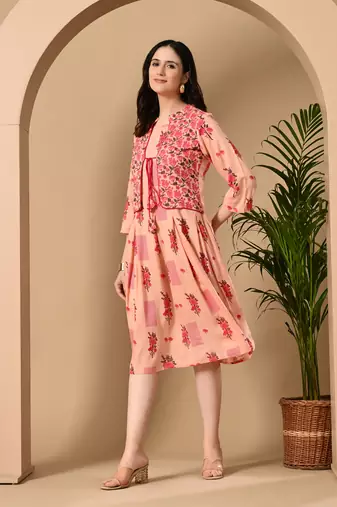 Jaipurite Women's exclusive designer floral printed kurta in pink