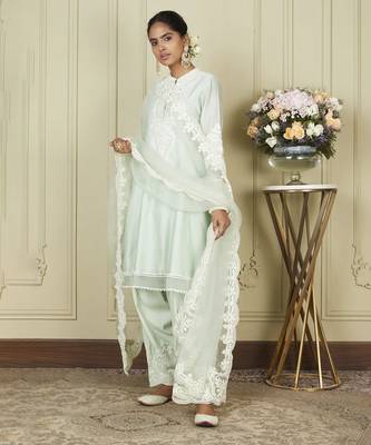 Ruzena frosty green a-line short kurta with salwar and dupatta set 3