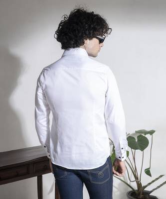 White plain cotton men's shirt with black buttons 4