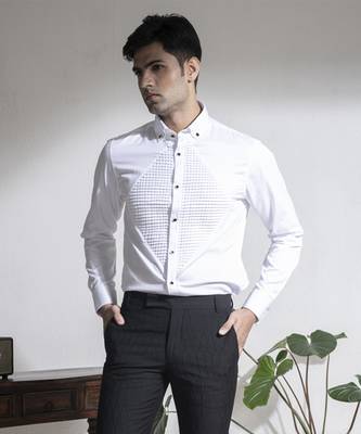 White plain cotton men's shirt with french cuffs and metal buttons. 5