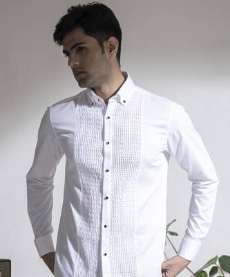White plain cotton men's shirt with button-down collar 4