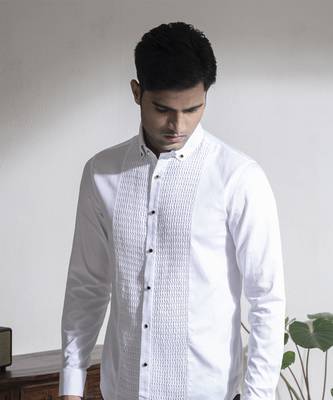 White plain cotton men's shirt with button-down collar 5