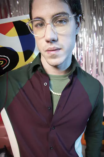 Green plain viscose men's shirt with a spread collar