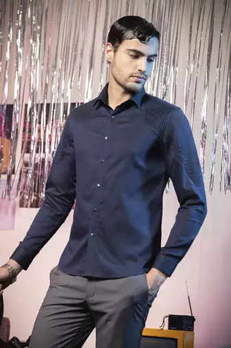 Blue plain cotton chic textured men's shirt