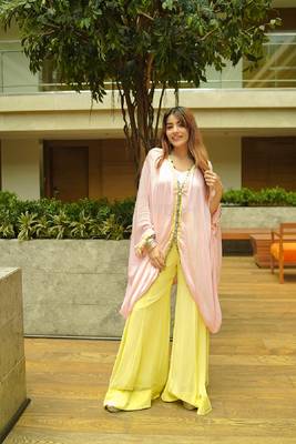 Pink poly georgette solid mohi kaftaan set 2