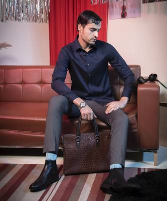 Blue plain cotton chic textured men's shirt 5