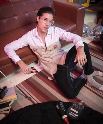 White plain viscose men's shirt for a cohesive look 4