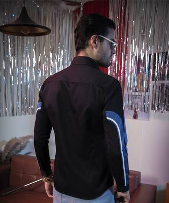 Black plain cotton men's shirt with bright blue piping 3