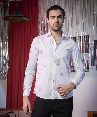 White printed cotton men's shirt with a sharp spread collar 1